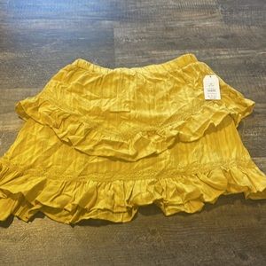 NWT Time & Tru Yellow Lace Skirt size Medium